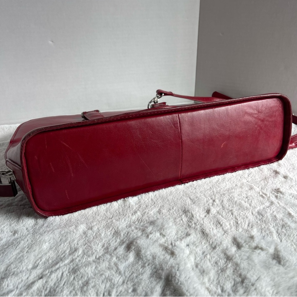 Classic Ladies Tony Perotti Briefcase, Laptop Bag. Red Leather. Gently Used. - Picture 9 of 15